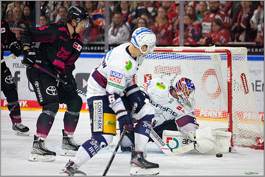 PENNY DEL; Koelner Haie- Eisbaeren Berlin; Koeln, 06.10.2023
