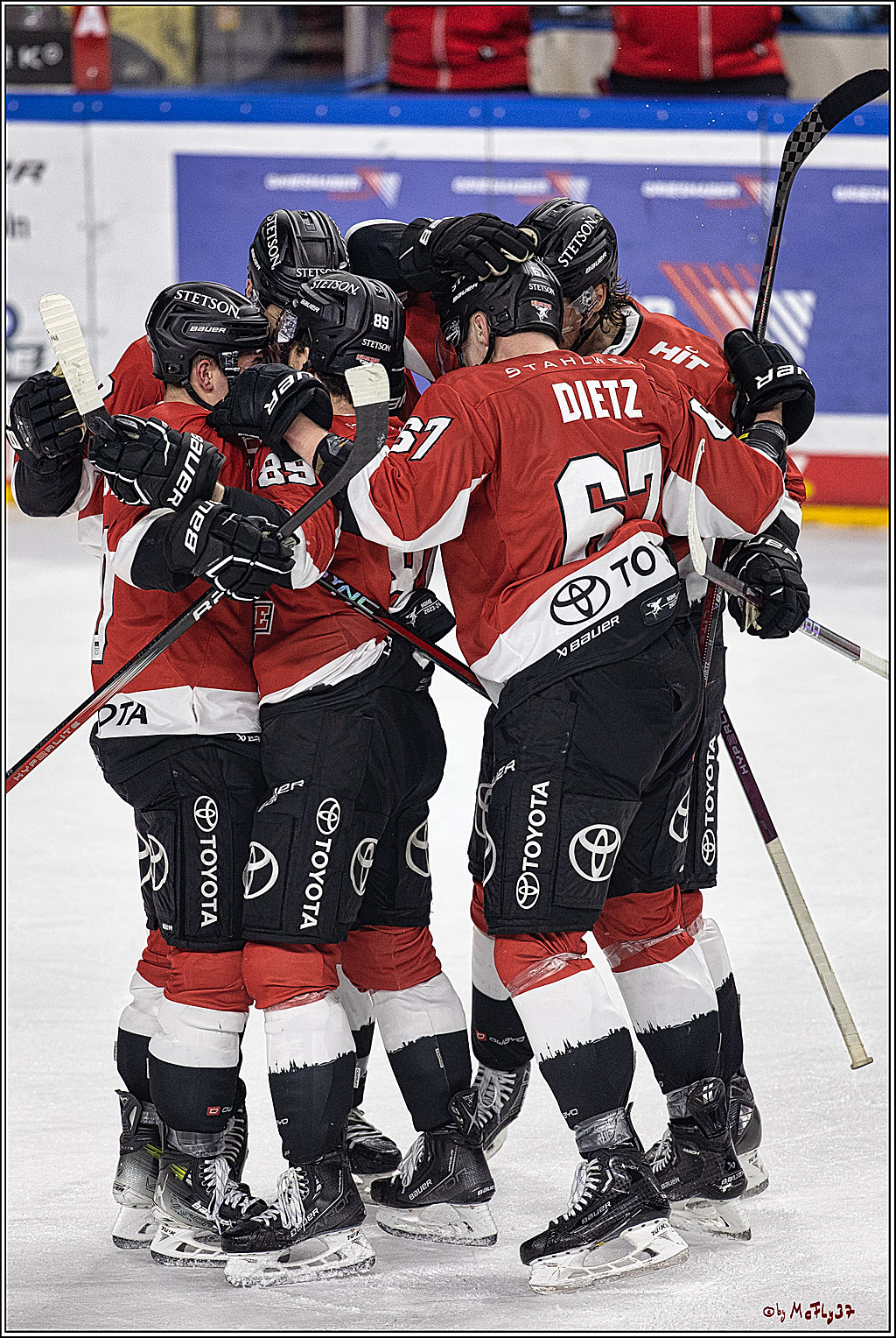 PENNY DEL 1. Koelner Haie - Schwenninger Wild Wings; Koeln, 25.10.2023