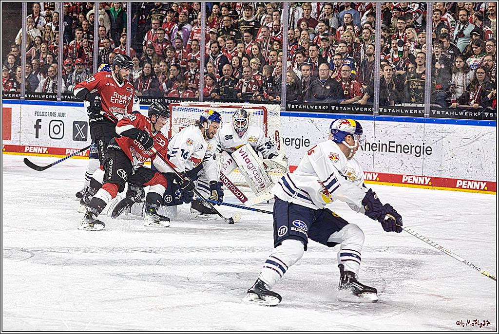 PENNY DEL 1. Koelner Haie - Red Bull Muenchen; Koeln, 27.10.2023