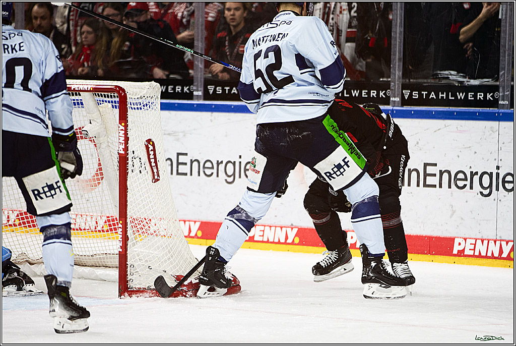 PENNY DEL; Koelner Haie-Straubing Tigers; Koeln, 24.11.2023