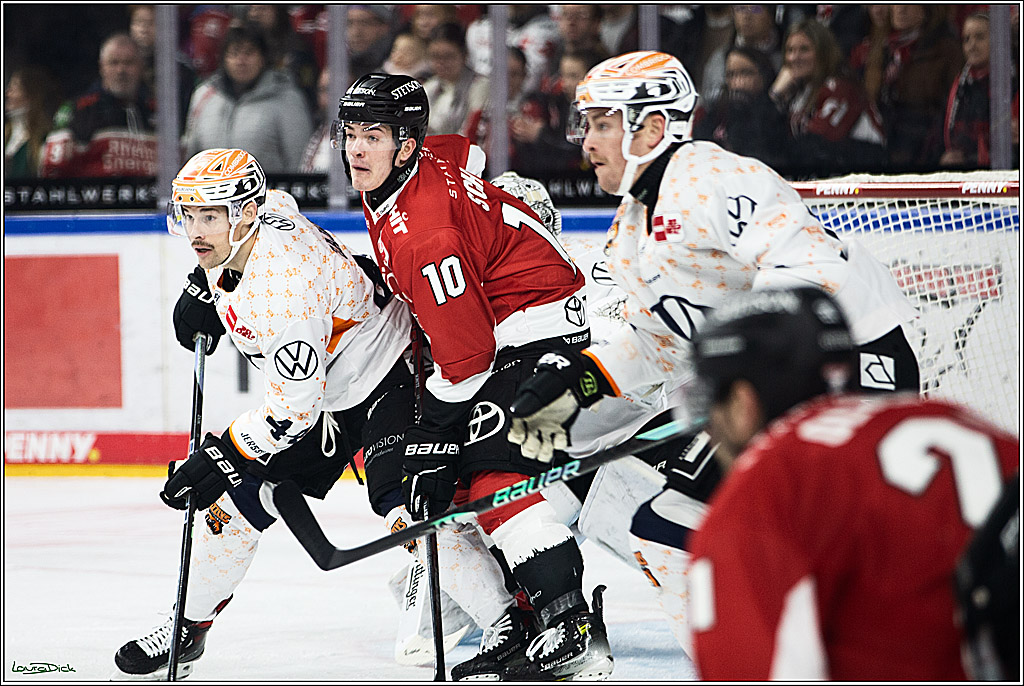 PENNY DEL; Koelner Haie- Grizzly Wolfsburg; Koeln, 28.11.2023