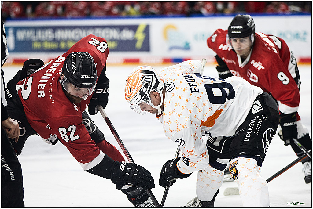 PENNY DEL; Koelner Haie- Grizzly Wolfsburg; Koeln, 28.11.2023