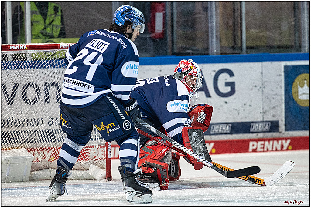PENNY DEL Iserlohn Roosters - 1. Koelner Haie; Iserlohn, 01.12.2023