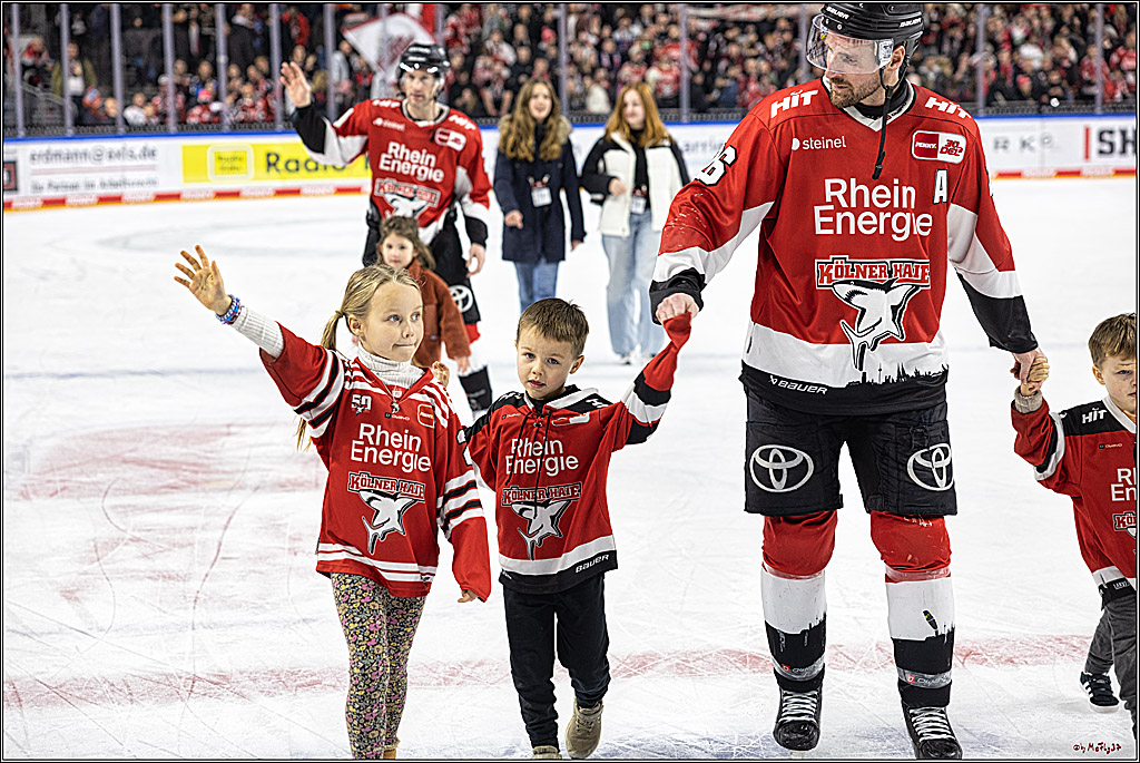 PENNY DEL 1, Koelner Haie - ERC Ingolstadt; Köln, 07.12.2023