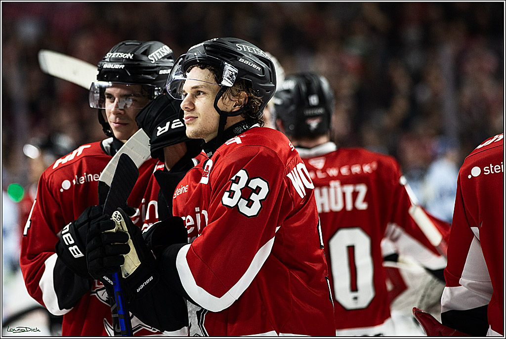 PENNY DEL; Koelner Haie- Straubing Tigers; Koeln, 15.12.2023