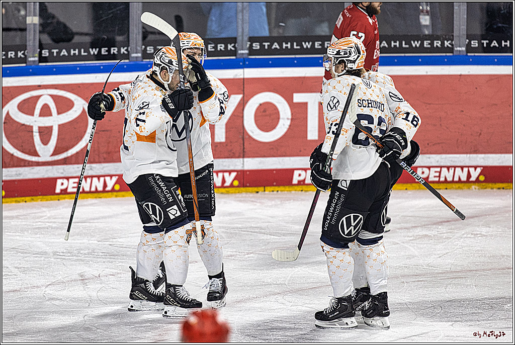 PENNY DEL 1. Kölner Haie - Grizzlys Wolfsburg; Köln, 21.12.2023