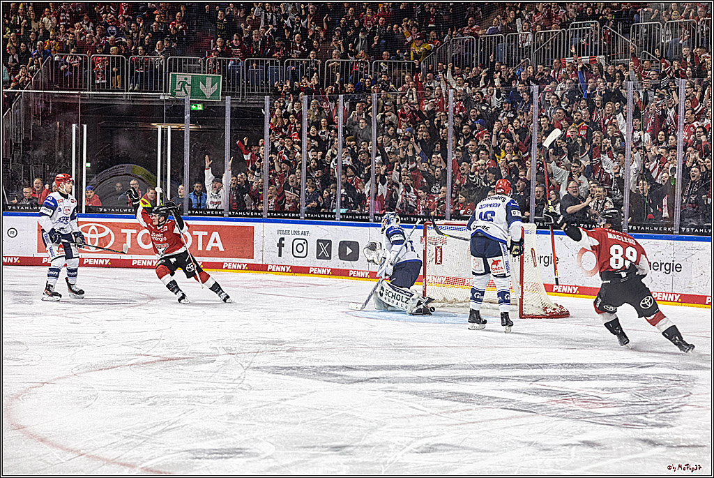 PENNY DEL 1; Kölner Haie - Schwenninger Wild Wings; Köln, 14.01.2024