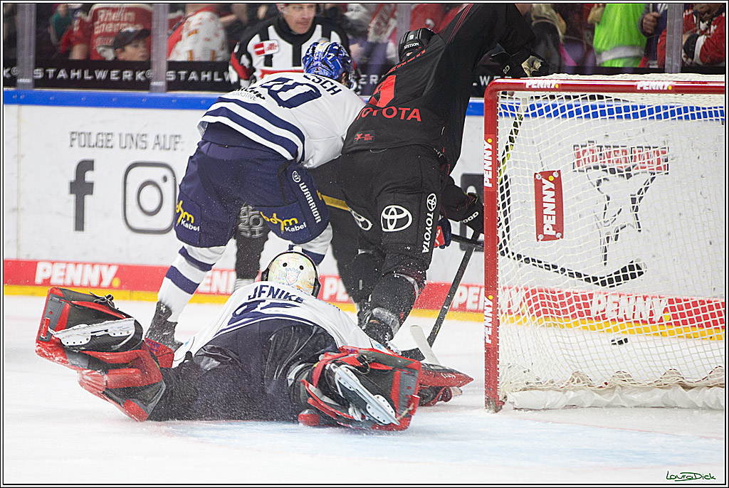 PENNY DEL; Koelner Haie- Iserlohn Roosters; Koeln, 13.02.2024