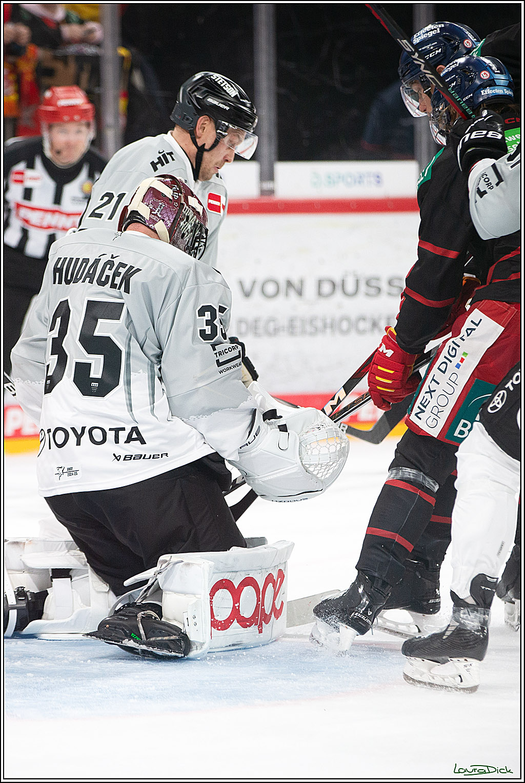 PENNY DEL; Duesseldorfer EG-Koelner Haie; Duesseldorf, 18.10.2024