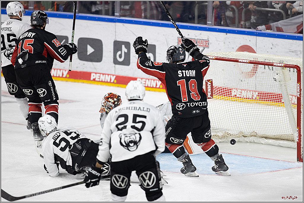 PENNY DEL 1; Kölner Haie - Grizzlys Wolfsburg; Köln, 27.10.2024