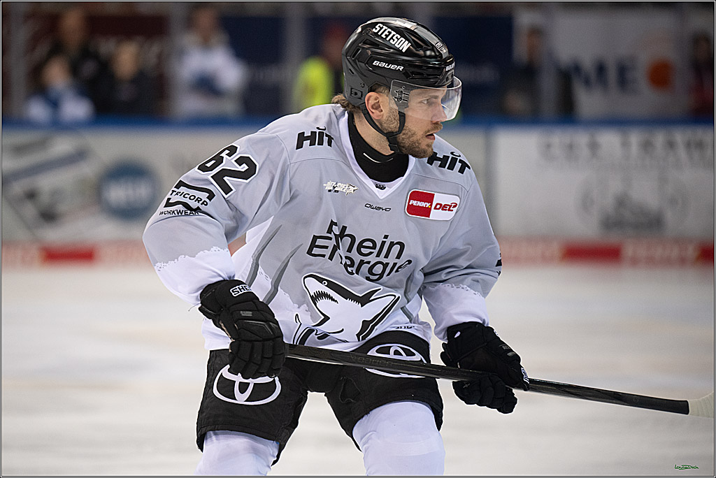 PENNY DEL; Fischtown Pinguins-Koelner Haie; Bremerhaven, 16.03.2025