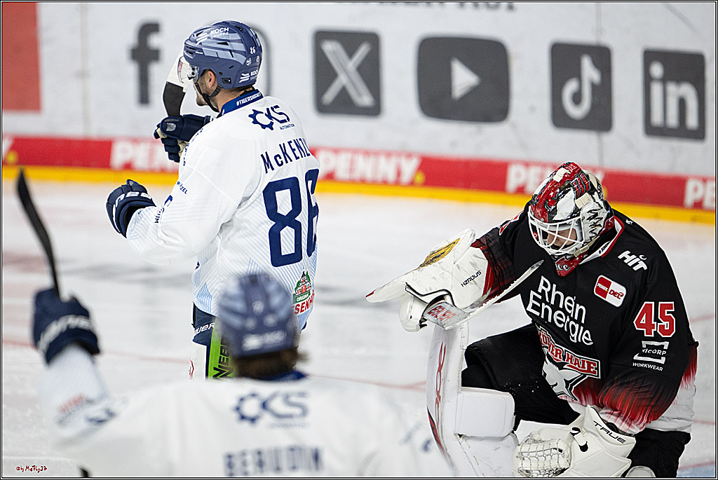 PENNY DEL 1; Kölner Haie - Straubing Tigers; Köln, 19.10.2025