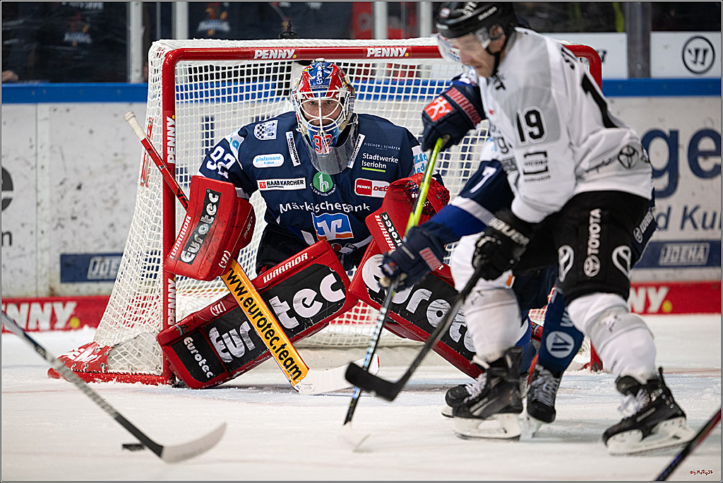 PENNY DEL 1; Iserlohn Roosters - Kölner Haie; Iserlohn, 28.10.2025