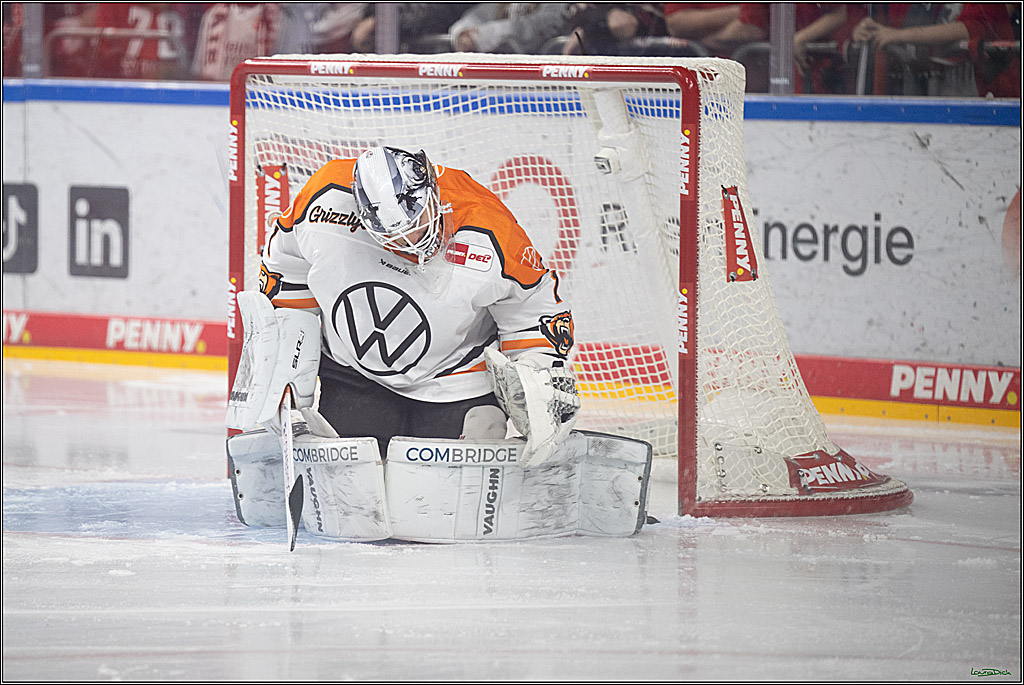 PENNY DEL; Kölner Haie-Grizzlys Wolfsburg; Köln, 18.12.2025