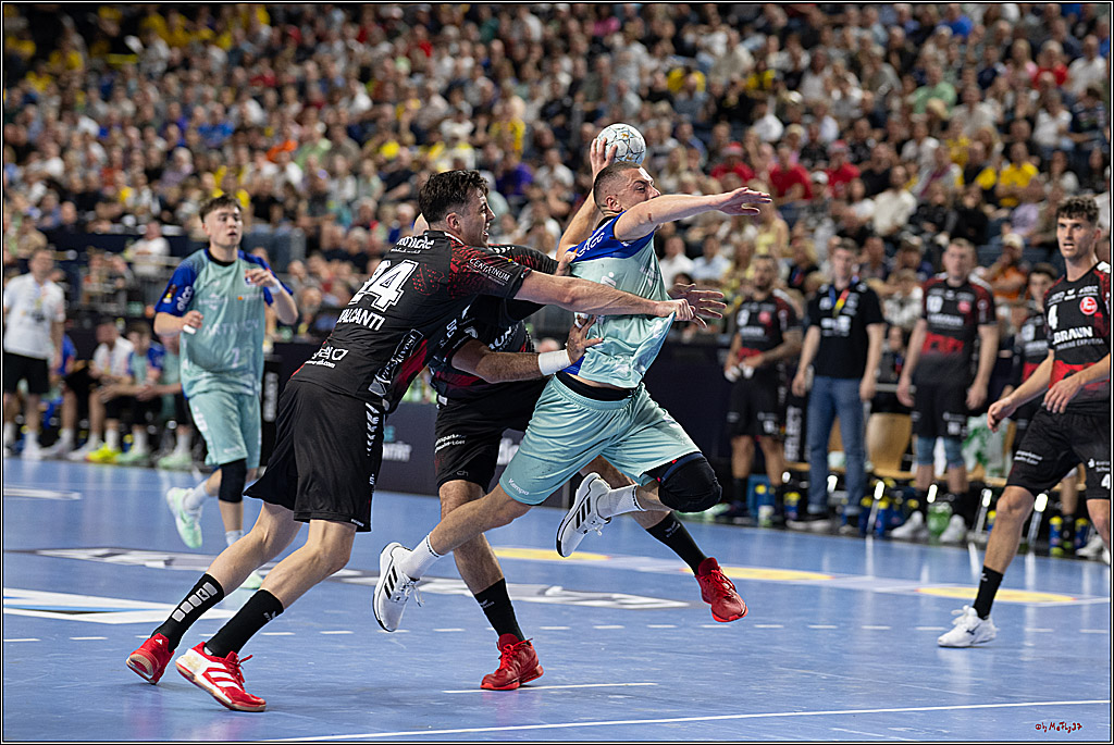 DHB-Pokal Lidl-F4 - MT Melsungen - HBW Balingen-Weilstetten; Köln, 12.04.2025