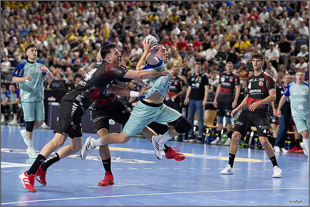 DHB-Pokal Lidl-F4 - MT Melsungen - HBW Balingen-Weilstetten; Köln, 12.04.2025