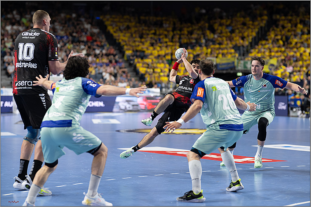 DHB-Pokal Lidl-F4 - MT Melsungen - HBW Balingen-Weilstetten; Köln, 12.04.2025