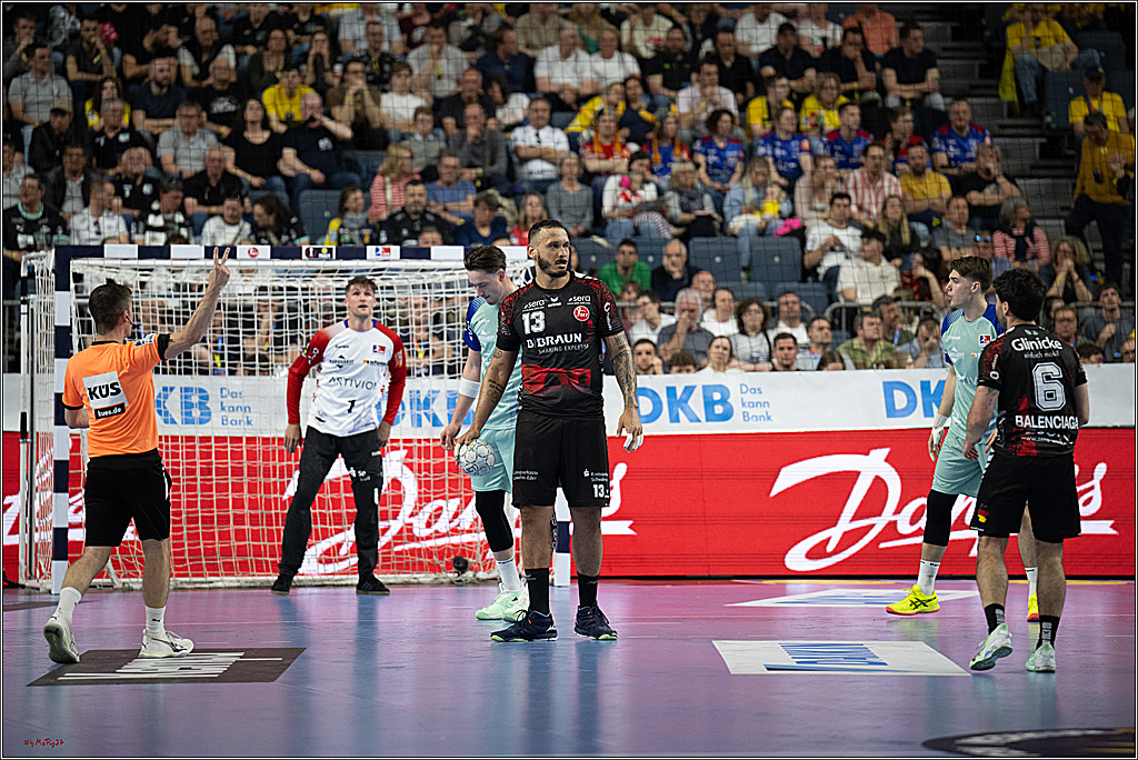 DHB-Pokal Lidl-F4 - MT Melsungen - HBW Balingen-Weilstetten; Köln, 12.04.2025