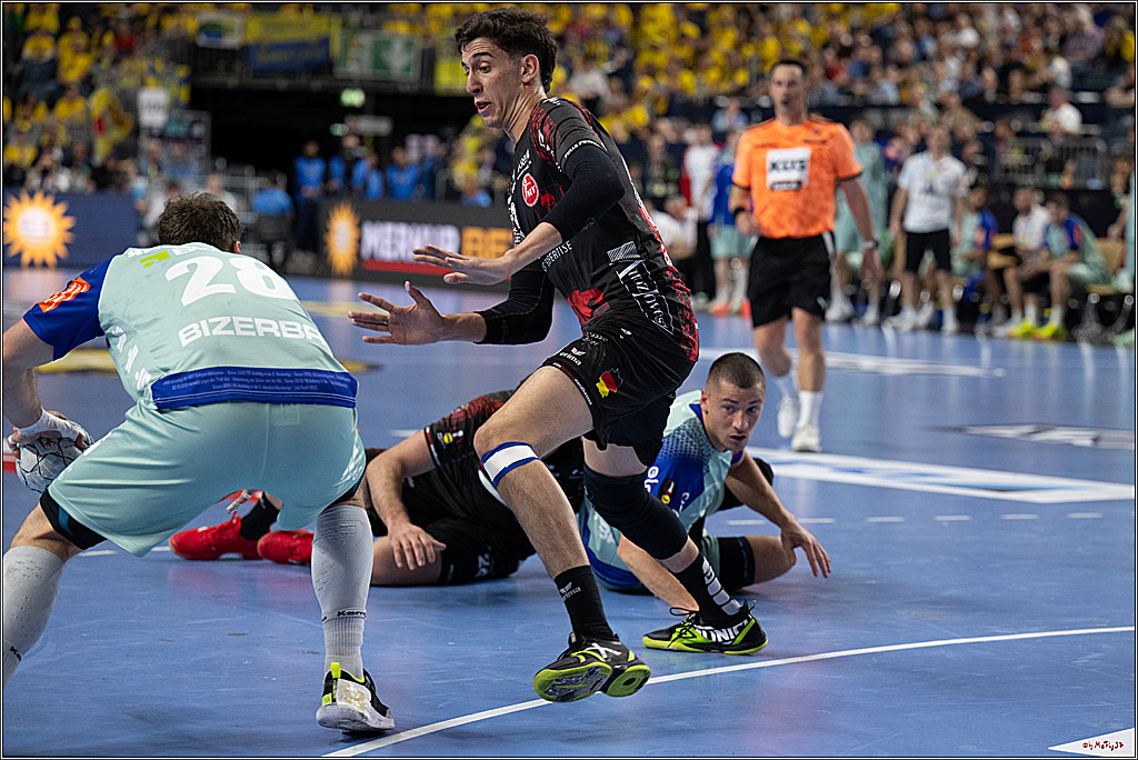 DHB-Pokal Lidl-F4 - MT Melsungen - HBW Balingen-Weilstetten; Köln, 12.04.2025