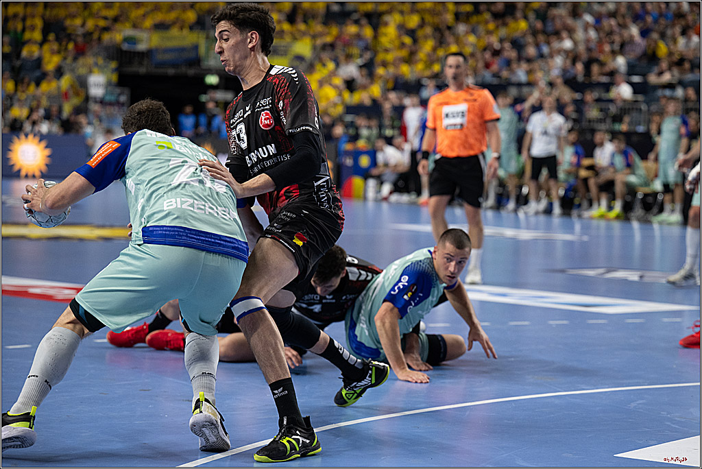 DHB-Pokal Lidl-F4 - MT Melsungen - HBW Balingen-Weilstetten; Köln, 12.04.2025