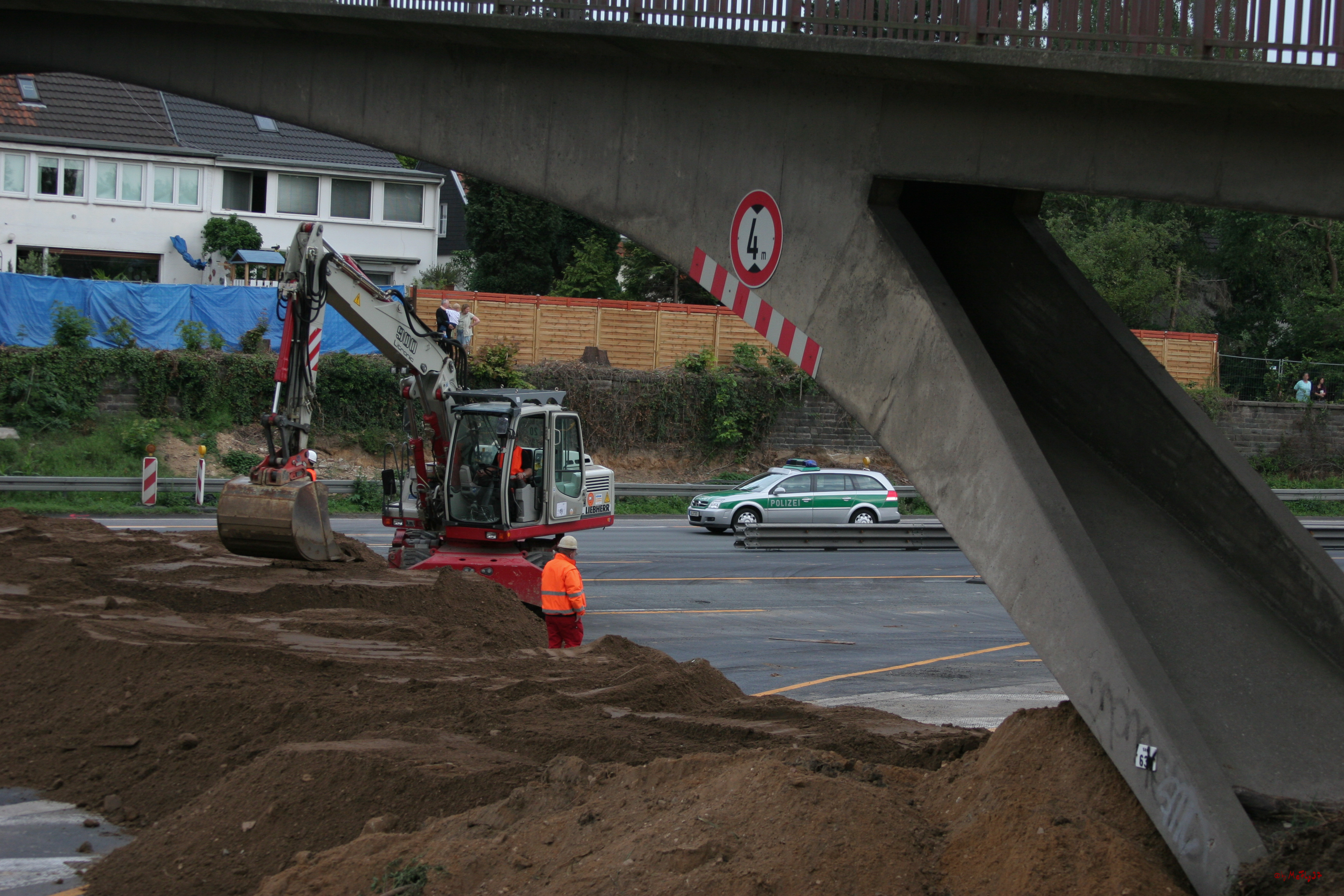 Brückenabriss Jungblutbrücke Fahrrad-u. Fussgängerbrücke; Köln, 02.06.2007