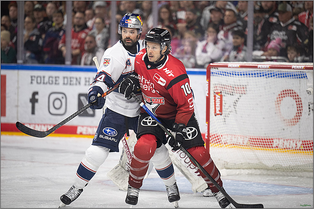 PENNY DEL 1; Koelner Haie - EHC Red Bull Muenchen; Koeln, 02.11.2025