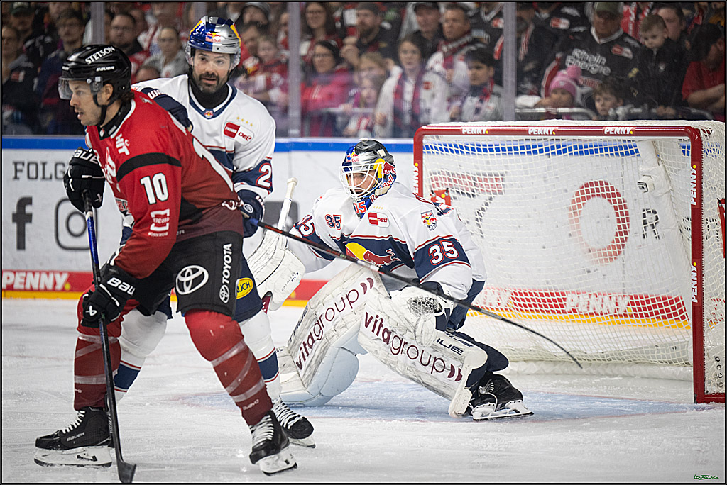 PENNY DEL 1; Koelner Haie - EHC Red Bull Muenchen; Koeln, 02.11.2025