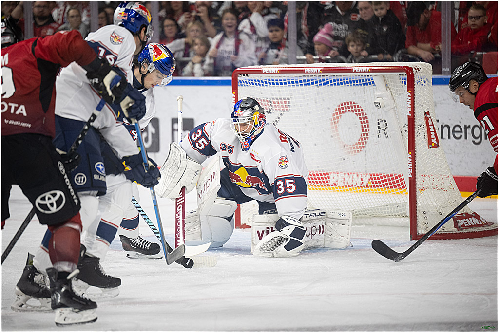 PENNY DEL 1; Koelner Haie - EHC Red Bull Muenchen; Koeln, 02.11.2025