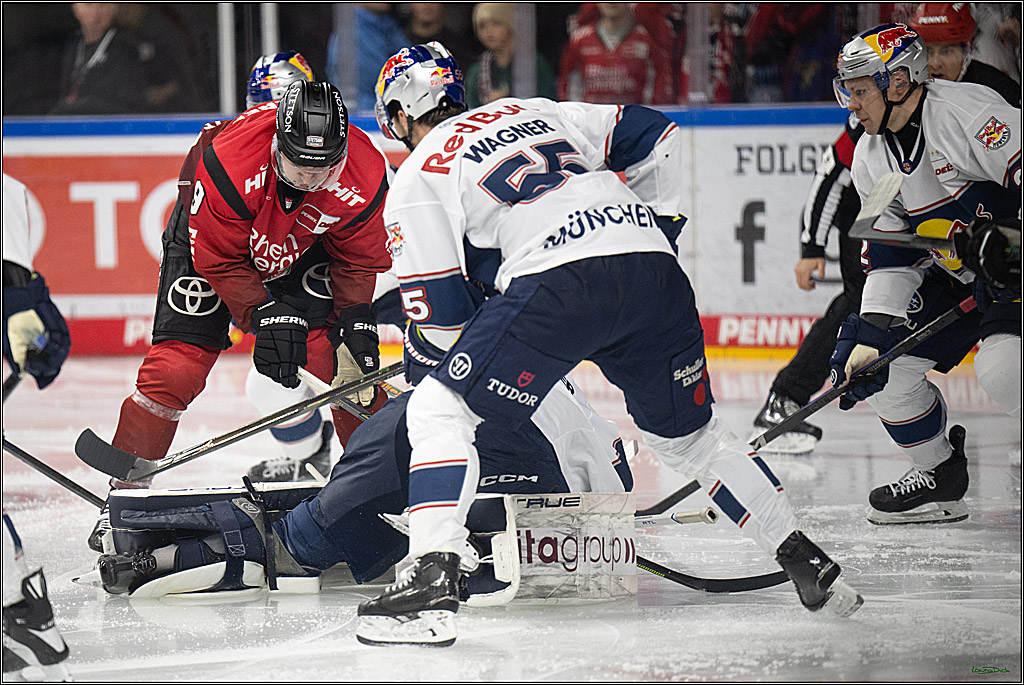 PENNY DEL 1; Koelner Haie - EHC Red Bull Muenchen; Koeln, 02.11.2025