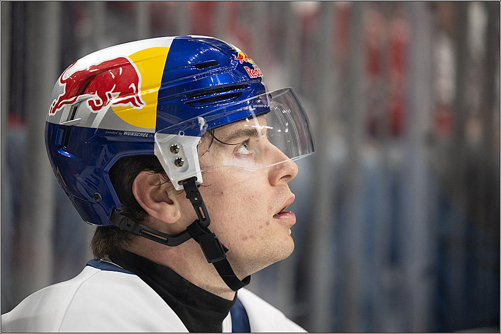 PENNY DEL 1; Koelner Haie - EHC Red Bull Muenchen; Koeln, 02.11.2025