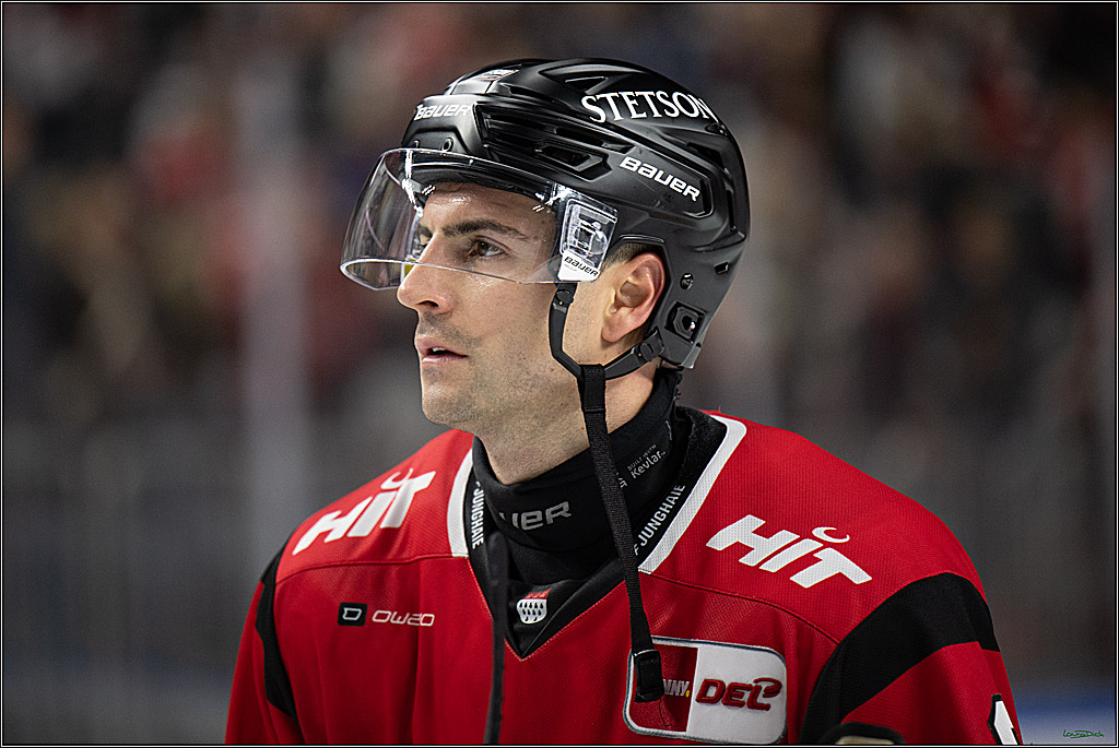 PENNY DEL 1; Koelner Haie - EHC Red Bull Muenchen; Koeln, 02.11.2025