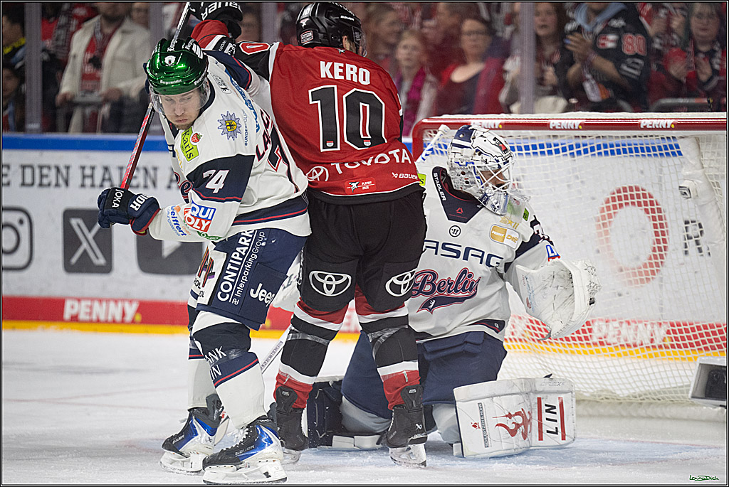 PENNY DEL 1 - Playoff Halbfinale - Kölner Haie - Eisbären Berlin; Köln, 10.04.2026