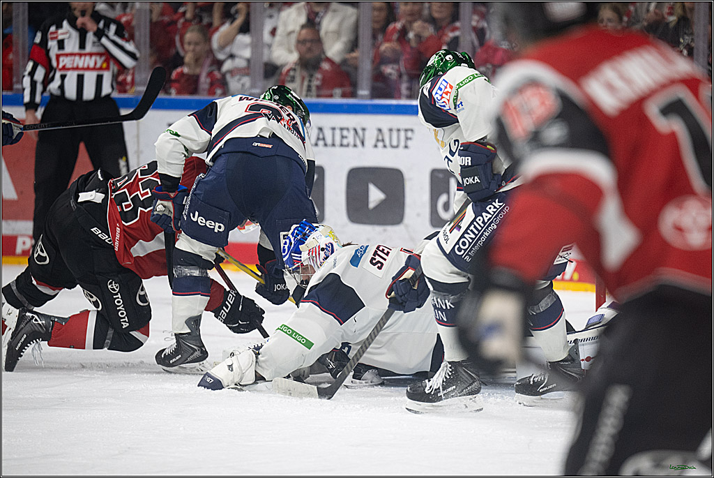 PENNY DEL 1 - Playoff Halbfinale - Kölner Haie - Eisbären Berlin; Köln, 20.04.2026