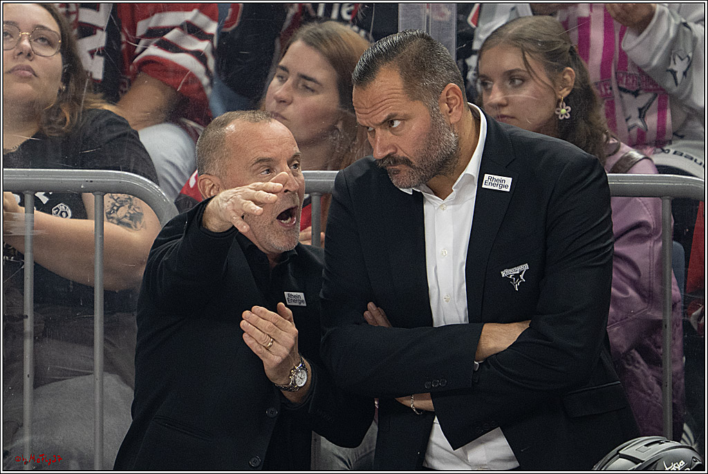 PENNY DEL 1; Kölner Haie - Grizzly Wolfsburg; Köln, 18.09.2026