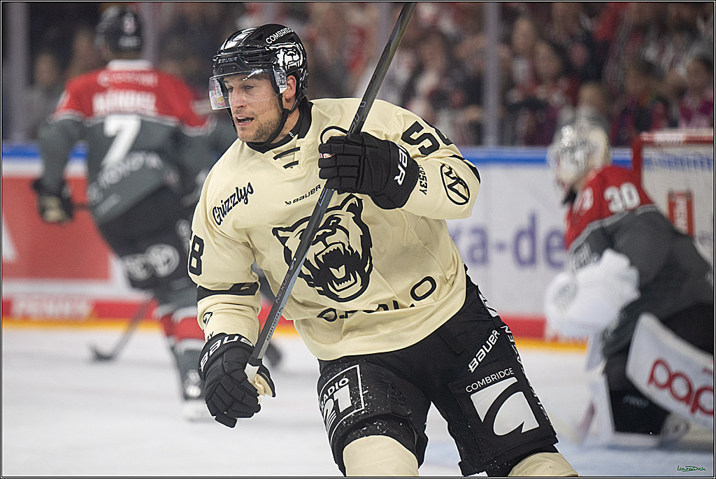 PENNY DEL 1; Kölner Haie - Grizzly Wolfsburg; Köln, 18.09.2026
