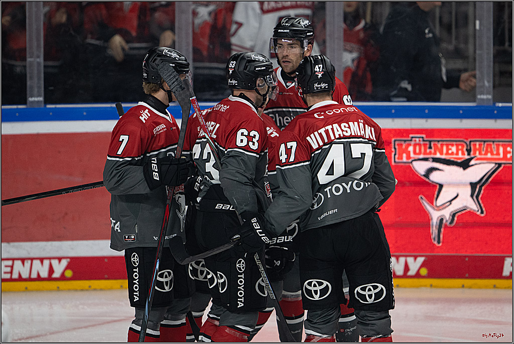 PENNY DEL 1; Kölner Haie - Schwenninger Wild Wings; Köln, 09.10.2026