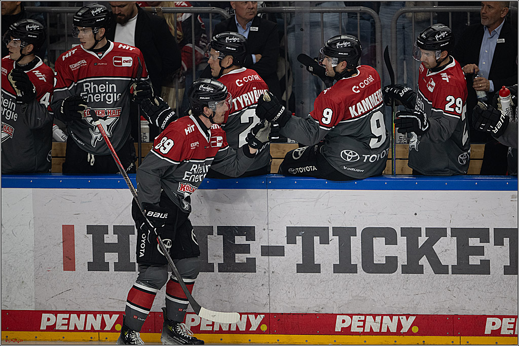 PENNY DEL 1; Kölner Haie - Schwenninger Wild Wings; Köln, 09.10.2026