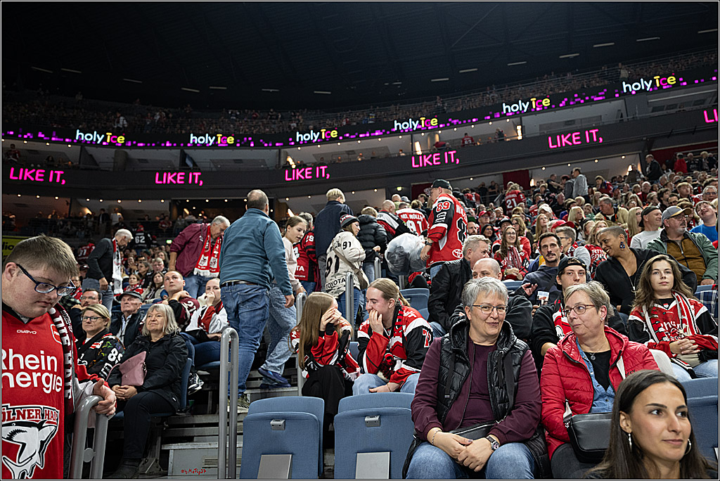 PENNY DEL 1; Kölner Haie - Schwenninger Wild Wings; Köln, 09.10.2026