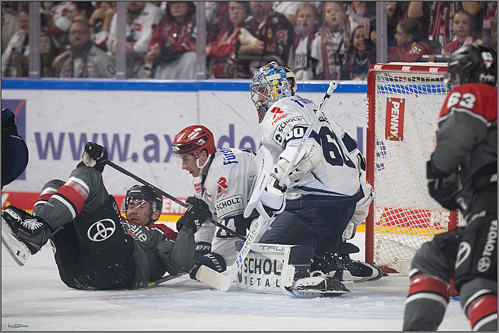 PENNY DEL 1; Kölner Haie - Schwenninger Wild Wings; Köln, 09.10.2026
