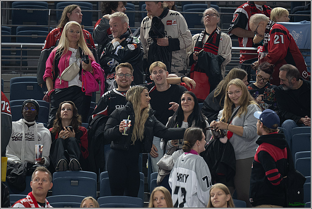 PENNY DEL 1; Kölner Haie - Schwenninger Wild Wings; Köln, 09.10.2026