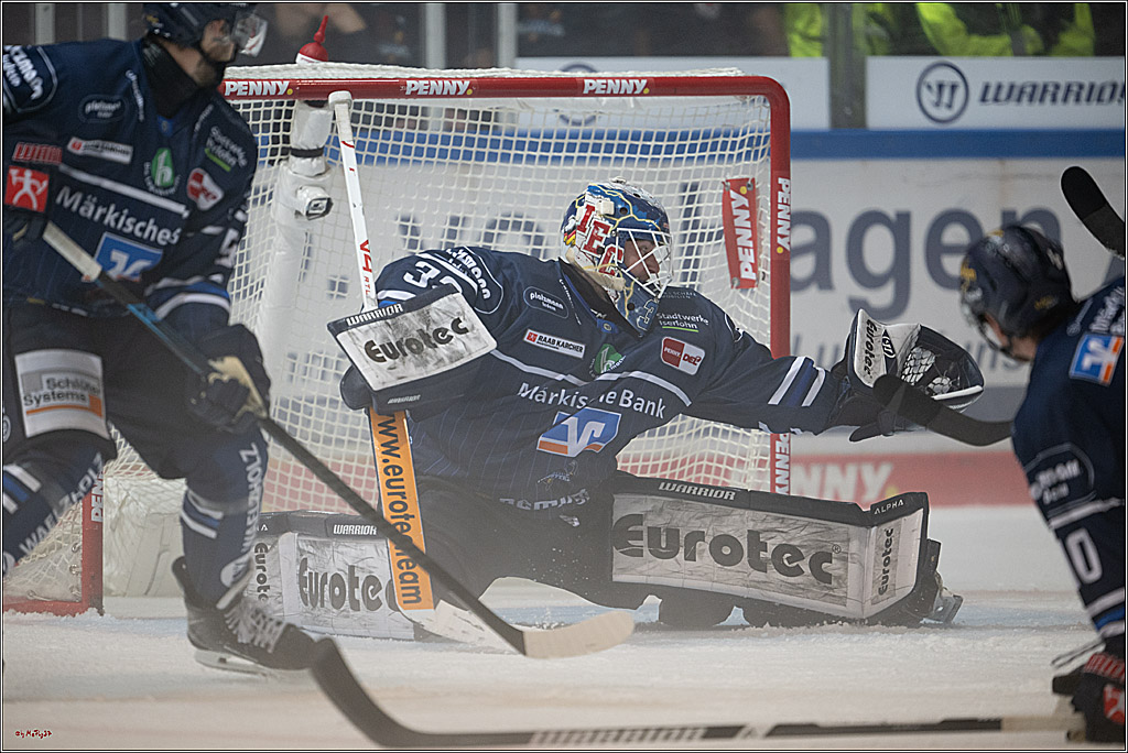 PENNY DEL 1; Iserlohn Roosters - Kölner Haie; Iserlohn, 16.10.2026