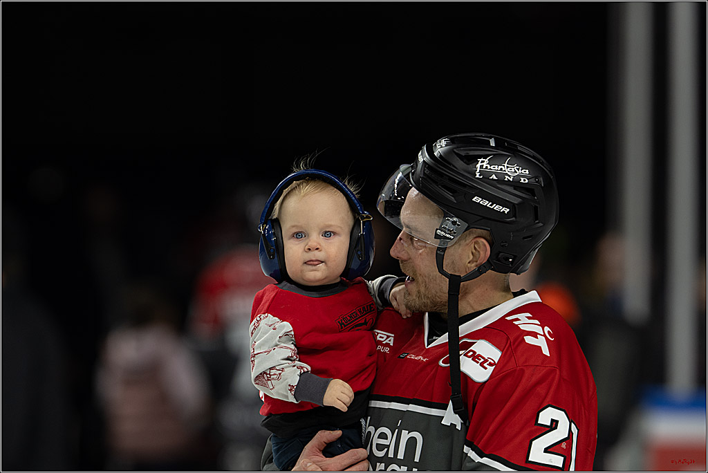 PENNY DEL 1; Kölner Haie - Fischtown Pinguins Bremerhaven; Köln, 18.10.2026