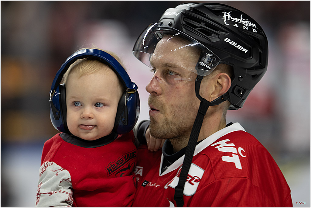 PENNY DEL 1; Kölner Haie - Fischtown Pinguins Bremerhaven; Köln, 18.10.2026