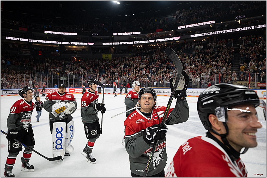 PENNY DEL 1; Kölner Haie - Fischtown Pinguins Bremerhaven; Köln, 18.10.2026