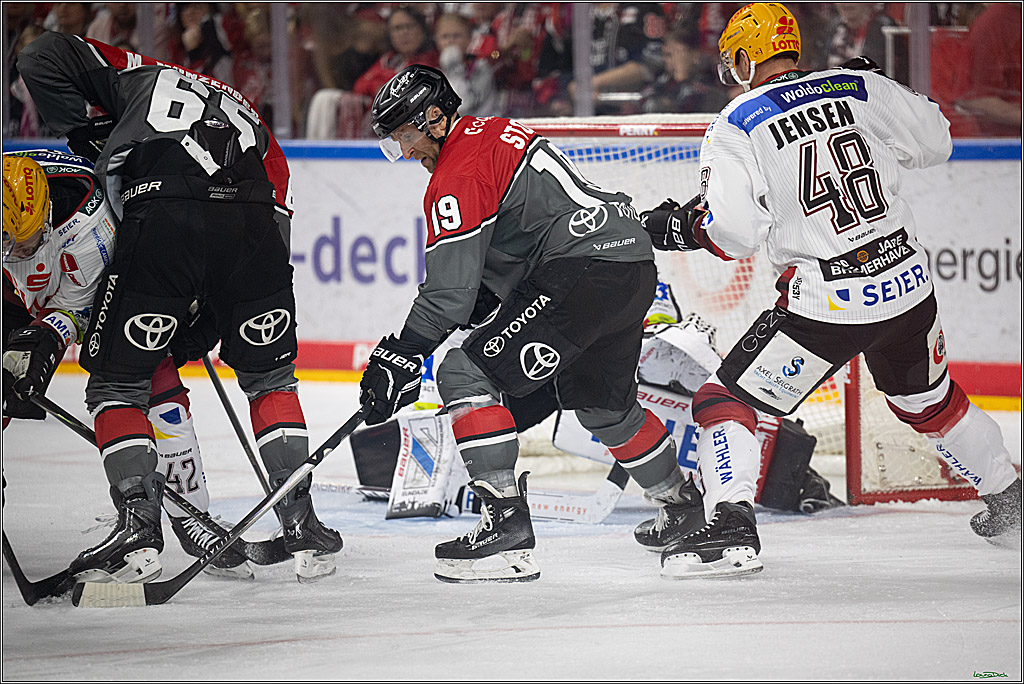 PENNY DEL 1; Kölner Haie - Fischtown Pinguins Bremerhaven; Köln, 18.10.2026