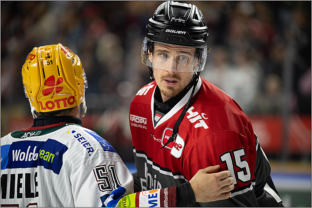 PENNY DEL 1; Kölner Haie - Fischtown Pinguins Bremerhaven; Köln, 18.10.2026