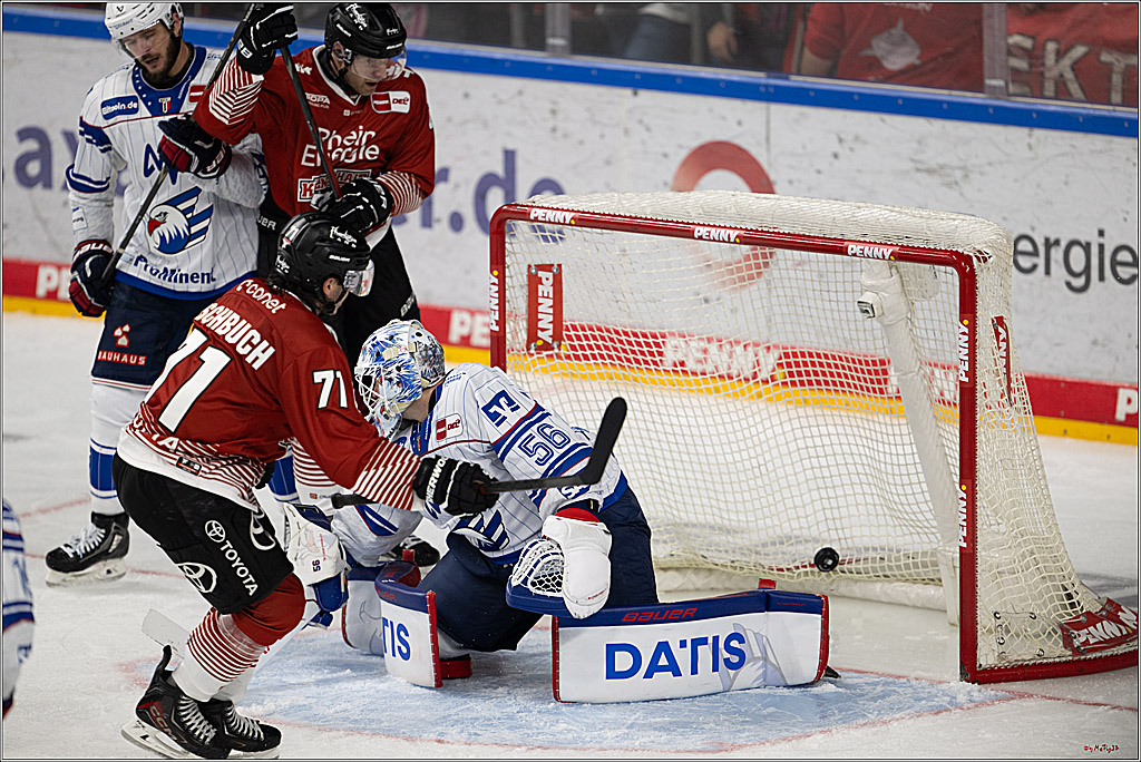 PENNY DEL 1; Kölner Haie - Adler Mannheim; Köln, 27.10.2026