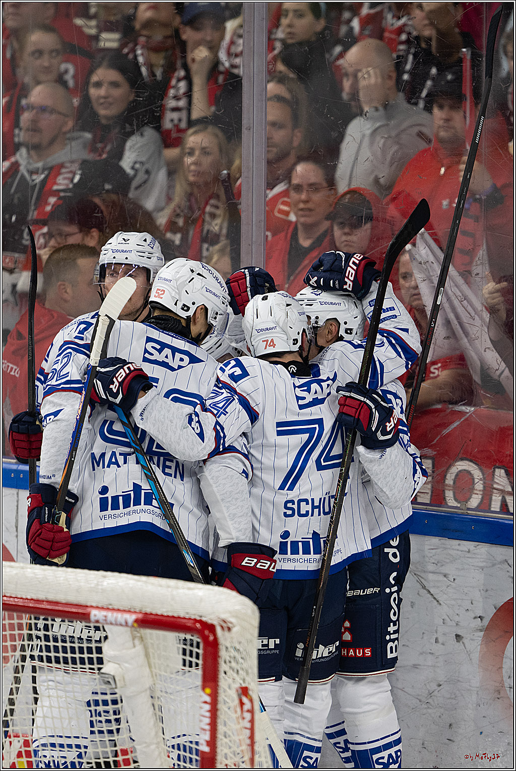 PENNY DEL 1; Kölner Haie - Adler Mannheim; Köln, 27.10.2026