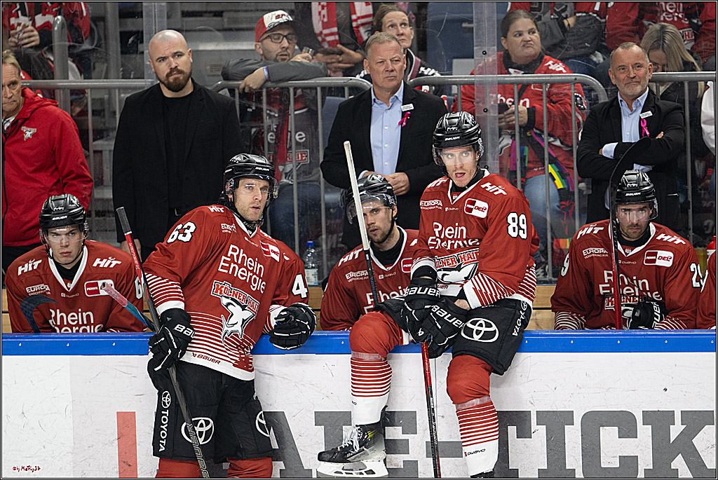 PENNY DEL 1; Kölner Haie - Adler Mannheim; Köln, 27.10.2026