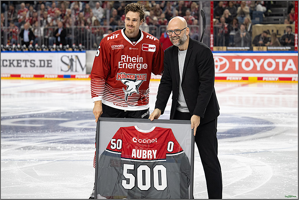 PENNY DEL 1; Kölner Haie - Adler Mannheim; Köln, 27.10.2026